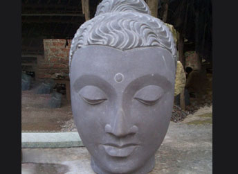 bronze statue 3